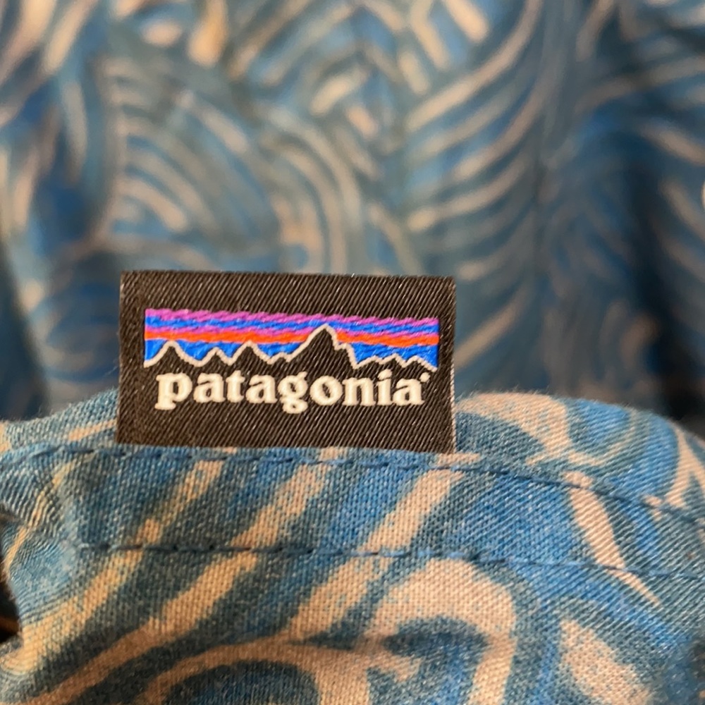 Patagonia Button Up - image 3